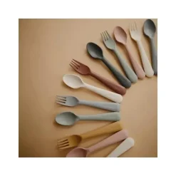 Mushie - Conjunto de talheres de garfo e colher (blush)