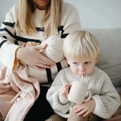 Mushie - Copo de treinamento de silicone e palha, areia movediça