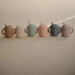 Mushie - Copo de treinamento de silicone e canudo, natural