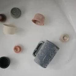 Mushie - Copo para enxágue de banho de bebê, 100% silicone de qualidade alimentar, sálvia