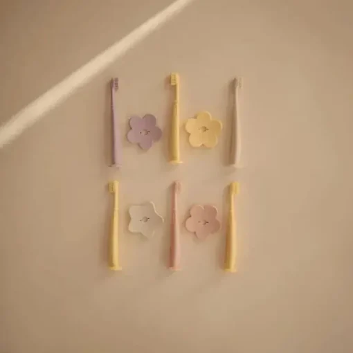 Mushie - Escova de Dentes de Treinamento Infantil Flower, Blush