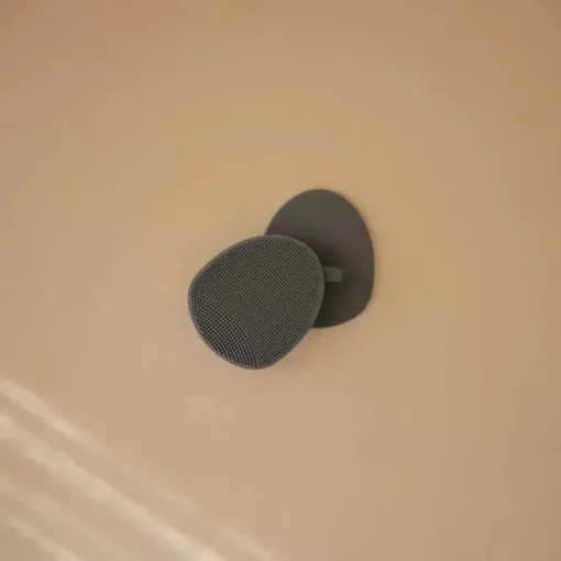 Mushie - Escova para tampa de berço para banho de bebê, cerdas macias de silicone, pacote com 2, ventos alísios/pervinca