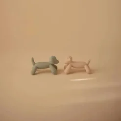 Mushie - Mordedor de bebê de silicone, estatueta de cordeiro