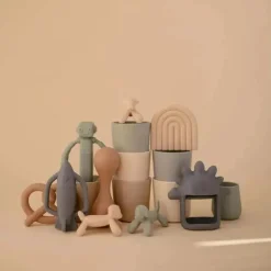 Mushie - Mordedor de bebê de silicone, estatueta de cordeiro