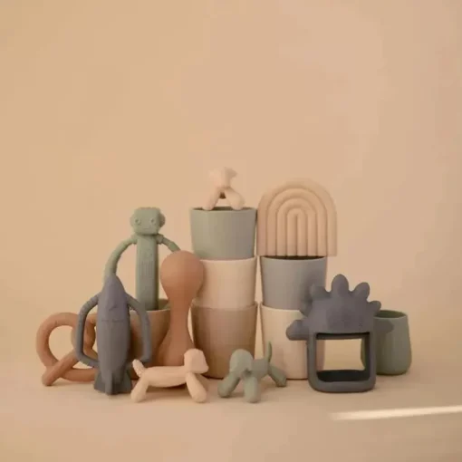 Mushie - Mordedor de bebê de silicone, estatueta de cordeiro