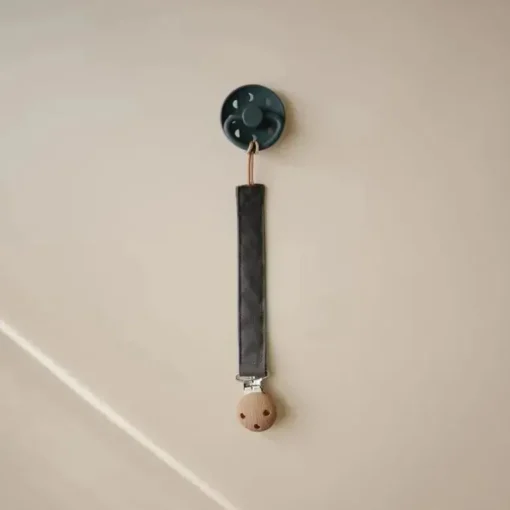 Mushie - Porta-chupeta de bebê em linho, alça de tecido macio, pacote com 2, pó BlueDeep Sea