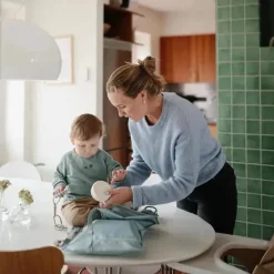 Mushie - Sacos úmidos resistentes à água, saco de armazenamento reutilizável grande e pequeno, conjunto de 2 verde romano