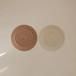 Mushie - Silicone Drain Stopper 2-Pk, Natural/Shifting Sand