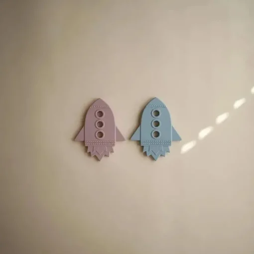Mushie Silicone Mordedor Foguete Macio Lilás
