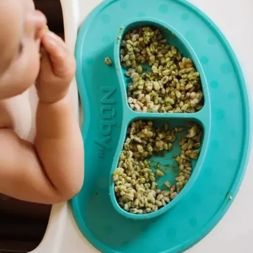 Nuby - Tapete de alimentação de silicone seccionado, cores sortidas