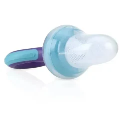 Nuby Nibbler com capa de viagem, cores podem variar