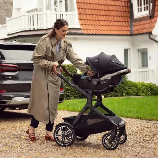 Nuna - Demi Next + PIPA Urbn Travel System Caviar