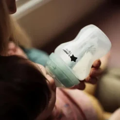 Pacote de 2 mamadeiras anti-cólicas avançadas de fluxo médio Tommee Tippee - 3+ meses