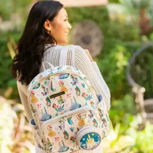 Petúnia - Mochila de fraldas para bebês District - Disney Princess Courage &amp; Kindness