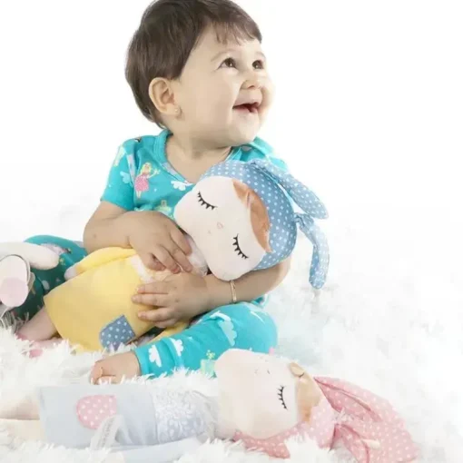 Primo Passi - Boneca de pelúcia Metoo Angela de 13' menina dormindo, amarela