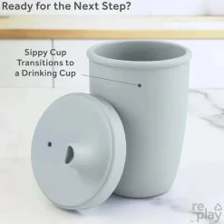 Re Play - Copo com canudinho de silicone sustentável de 8 onças para crianças, cinza