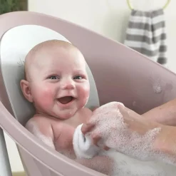 Shnuggle - Newborn Baby Bath With Plug, Blossom