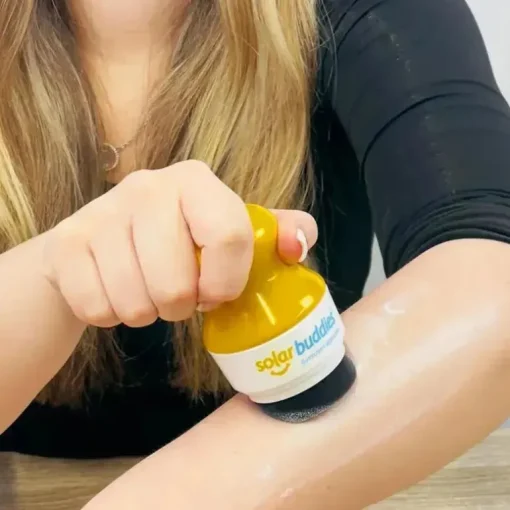 Solar Buddies - Aplicador de esponja roll-on recarregável para crianças, adultos, famílias, nude