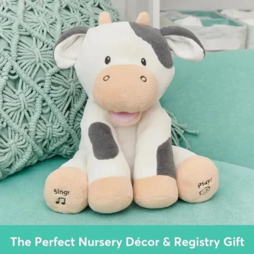 Spin Master - Baby GUND Buttermilk the Cow Pelúcia Animada, Animal Cantante, 12"