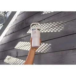 Stanley - copo de aço inoxidável IceFlow de 20 onças com canudo, preto