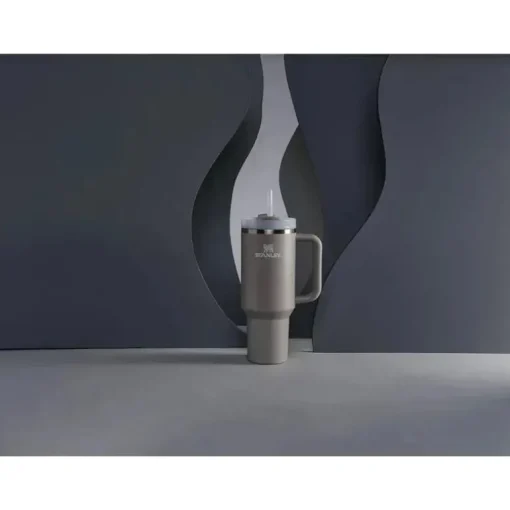 Stanley - Copo isolado a vácuo de aço inoxidável Quencher H2.0 FlowState de 40 onças, cinza