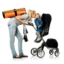 Stokke - PramPack, preto e laranja