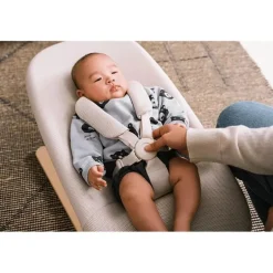 Stokke - Yoga™ Baby Bouncer Light Sand