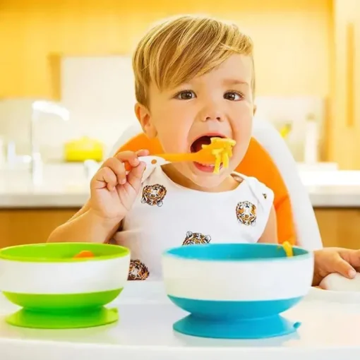 Tigelas de sucção Munchkin Stay Put, cores sortidas, pacote com 3