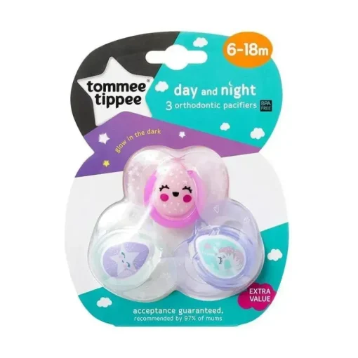 Tommee Tippee - 3Pk mais perto da natureza Dia e noite Chupetas que brilham no escuro 6-18M - As cores podem variar