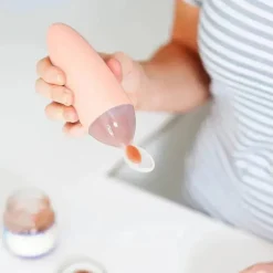 Tomy - Colher dispensadora de comida para bebê de silicone Squirt rosa