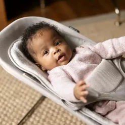 Uppababy - Mira 2 em 1 segurança e assento, Charlie - Sand Mélange | Moldura prateada | Madeira de Bétula