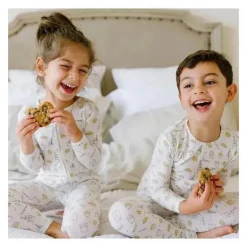 Urso Bellabu - Pijama infantil de bambu com leite e biscoitos